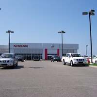 Landers Nissan shop photo