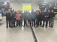 It wouldn't be right if Warren T Cheetah didn't spend a day back in Service as he wouldn't be here without them! Congrats to the entire team on a record Service and Parts month!! 👊🐆