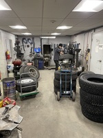 Tire Room (2 Hunter Machines and 2 Hunter Road Force Balancers)