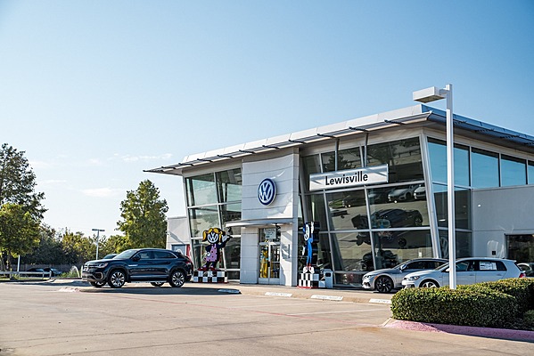 Lewisville Volkswagen post