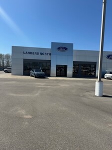 Landers Ford North logo
