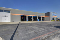 Corwin Ford of Springfield shop photo