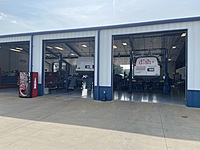 Hale's Automotive shop photo