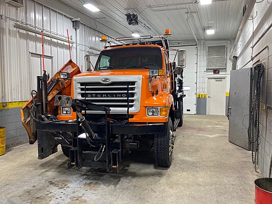 Guy's Truck & Tractor Service image 1